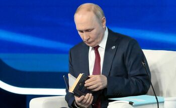 De ce este Putin, un om de modă veche, obsedat de inteligența artificială?