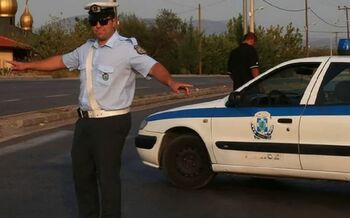 Le-au confiscat mașina în Grecia! Ce au pățit niște turiști în vacanță
