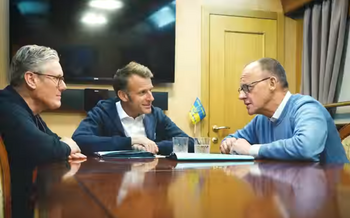 Liderii „Coaliției voluntarilor” se reunesc de urgență duminică, înaintea vizitei lui Zelenski la Casa Albă. (…)