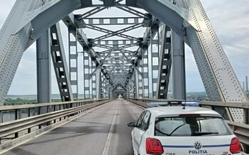 Anunț important pentru românii care merg în Bulgaria. Ce modificări au fost aduse Legii privind circulaţia pe (…)