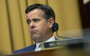 Şeful CIA s-a întâlnit în secret cu oficiali ai UE pentru a calma temerile cu privire la schimbul de informaţii cu (…)