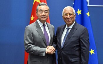 China se declară dispusă să consolideze COMUNICAREA cu UE: „Unilateralismul și actele de intimidare au afectat grav (…)