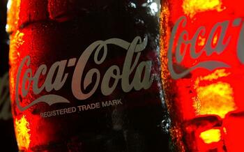 Trump susţine că se va folosi zahăr adevărat în Coca-Cola. Compania nu confirmă decizia preşedintelui SUA