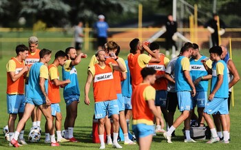 Adrian Mihalcea a pierdut primul meci pe banca celor de la UTA, doar juniorii au pus în pericol poarta (…)