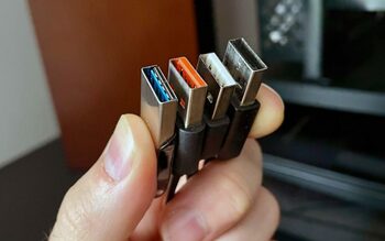 Ce înseamnă, de fapt, culorile porturilor USB. Adevărul despre portul portocaliu, albastru sau roșu de pe laptopul tău