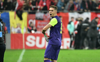 Louis Munteanu s-a prăbușit emoțional și a plecat plângând din timpul interviului după eșecul dramatic cu Dinamo: (…)