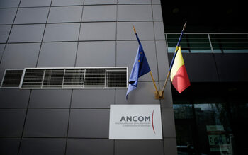 ANCOM a plătit în ultimii 5 ani prime de performanţă de 3,7 milioane de lei, acordate fără criterii de evaluare