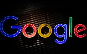 Contract de 400 milioane de lire între Londra şi Google Cloud, înainte de vizita lui Trump