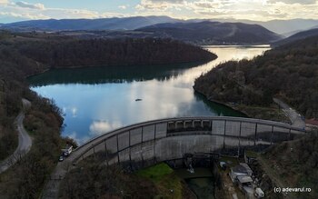 Istoria ascunsă a satului lui Ioan de Hunedoara, înghițit de Lacul Cinciș. „Era un fel de San Marino al Transilvaniei”