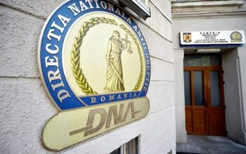 Afaceri cu terenuri subevaluate la Sibiu. Opt persoane, trimise în judecată de DNA pentru prejudicii de peste 20 de (…)