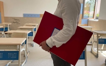 Catalogul electronic, accesibil tuturor școlilor din toamnă. Tipărirea și arhivarea rămân obligatorii
