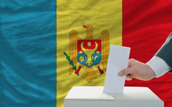 Ce spun basarabenii din Iași înaintea alegerilor parlamentare de duminică. „MOLDOVA are nevoie să fie salvată, să se (…)