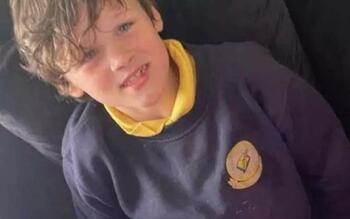 Un băieţel de 8 ani a ajuns la spital cu braţul rupt şi a murit o săptămână mai târziu: