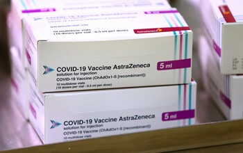 Lovitură pe piața bursieră: AstraZeneca ia în considerare mutarea de la bursa londoneză, unde este cea mai (…)