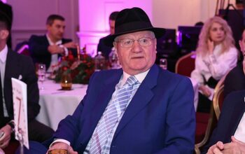 „E cel mai bogat din România. E o lipitoare”. Mitică Dragomir a dezvăluit ce fotbalist are afaceri de 10 milioane de (…)