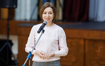 Maia Sandu vine la București pentru sfințirea Catedralei