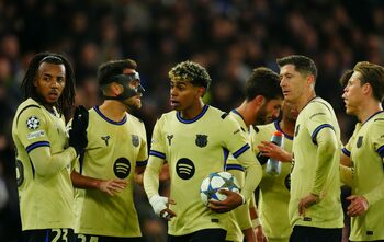 Celebrul Alan Shearer a distrus defensiva Barcelonei după dezastrul cu Chelsea: „E ca și cum 4 proști se întâlnesc (…)