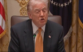 Mai puţini soldaţi, mai multe complimente. Trump: