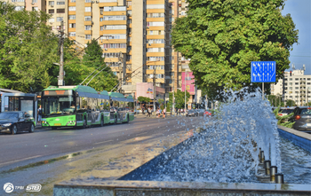 „Ziua Pompierilor din România” deviază liniile 63 și 385, vineri, între orele 09.00-11.00