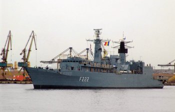 Militari de la baza de submarine nucleare franceze din Brest au tras asupra unor drone