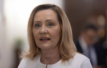 Elena Lasconi: Ionuț Moșteanu trebuie să demisioneze din USR. Se poate plimba cu yachtul, a zis că are 300.000 de euro