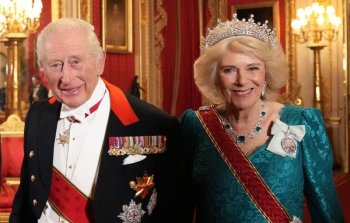 Cum arată felicitarea de Crăciun a familiei regale britanice. Regele Charles și Regina Camilla au ales o fotografie (…)