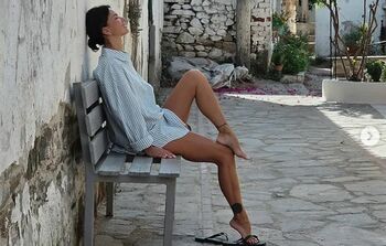 Inna și-a înnebunit fanii la început de toamnă! Imagini incendiare cu artista!” – GALERIE FOTO