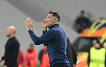 Ce le-a transmis Rădoi jucătorilor după ce a fost eliminat in Rapid Viena – Universitatea Craiova