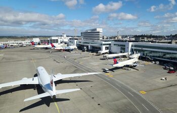 De ce se închid aeroporturile atunci când apar drone