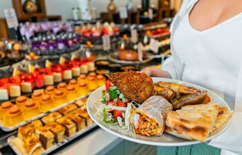All inclusive vs. a la carte. Ce e mai avantajos pentru turiști și ce poate fi profitabil pentru afaceri