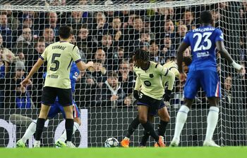 Gafă de cascadorii râsului în Chelsea – Barcelona. Kounde și-a dat autogol și i-a făcut pe catalani să-l regrete și (…)