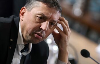 Ministrul Educației, despre tăierea burselor de merit: „Au distorsionat sistemul și percepția asupra valorii”