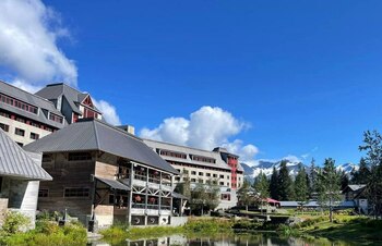 Întâlnire cu vedere la ghețar. Trump și Putin ar putea discuta la un resort de lux din Alaska