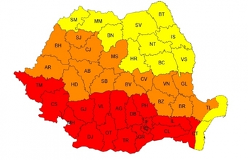Cod roșu de caniculă în mai multe județe. Temperaturile urcă până la 43 de grade