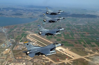 POLONIA ridică avioane de luptă după atacul masiv al Rusiei în Ucraina
