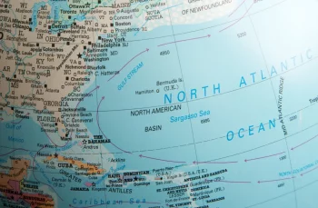 Marea Britanie atrage atenția supra prezenței ruse în Atlantic: