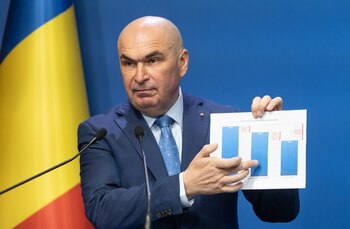 Premierul vede luminița de la capătul tunelului, economiștii au rezerve: „Să nu dăm într-un populism mai degrabă (…)