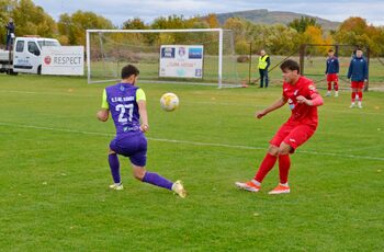 Confruntare bihoreană la Sânmartin. Lotus Băile Felix întâlnește vineri pe Crișul Sântandrei