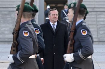 Ministrul Apărării din Germania vine în vizită la Baza 57 Aeriană de la Mihail Kogălniceanu din Constanța