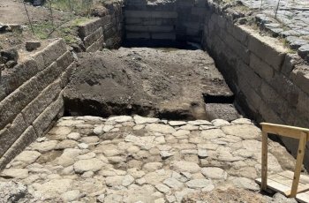 Un bazin roman monumental, ascuns timp de 2.000 de ani, a fost dezgropat lângă Roma
