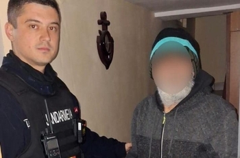 Fetești: Un gest simplu care a făcut diferența: bărbat de 73 de ani, ajutat de jandarmi să ajungă în siguranță acasă