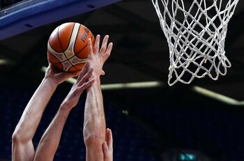 Baschet. Rapid București, victorie clară cu Piestanske Cajky, în EuroCup, și ocupă locul 1 în grupă