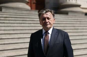 Crin Antonescu: Faptul că avem un președinte ca Nicușor Dan nu înseamnă că suntem retardați toți