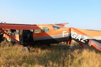 Accident aviatic în zona Gura Portiţei – Un avion de mici dimensiuni cu două persoane la bord s-a prăbuşit