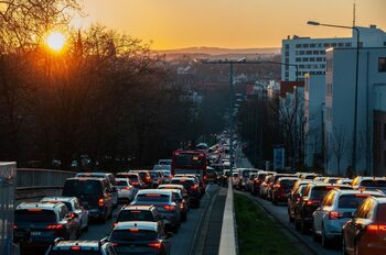 Cum poate avea poluarea aerului efecte devastatoare asupra creierului