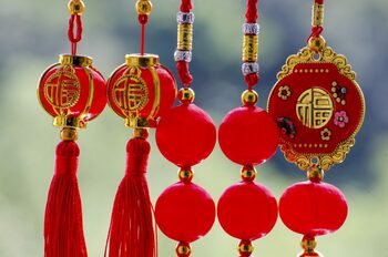 Noroc și prosperitate pentru șase zodii chinezești pe 19 august 2025. Cine sunt nativii care au parte de surprize