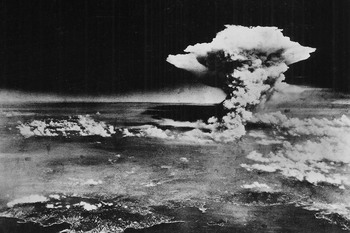 80 de ani de la Hiroshima: O nouă carte reconstituie decizia și consecințele bombei atomice