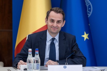 Sindicaliștii din administrație „au sărit la gâtul” șefului Cancelariei Prim-ministrului, orădeanul Mihai Jurca