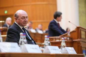 CCR: legea privind anularea privilegiilor foștilor șefi de stat, neconstituțională. Beneficiar, fostul președinte (…)