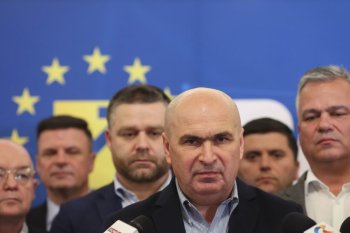 Ultima şedinţă de campanie la PNL / Bolojan: Fiecare vot va fi important
